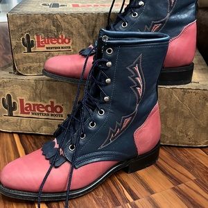 VNTG Laredo lace up boots pink/blue size 8 1/2 M